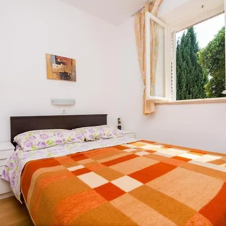 Apartment Charming Arena